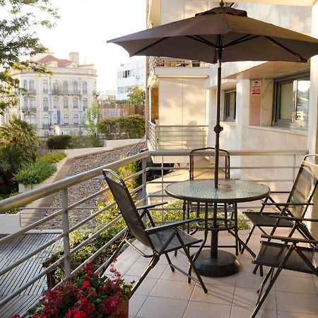 Joivy Graca Luminous 2-Br Apartment With Terrace Lisboa Exterior foto
