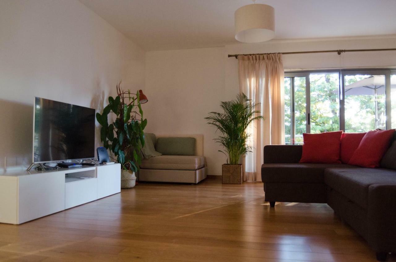 Joivy Graca Luminous 2-Br Apartment With Terrace Lisboa Exterior foto